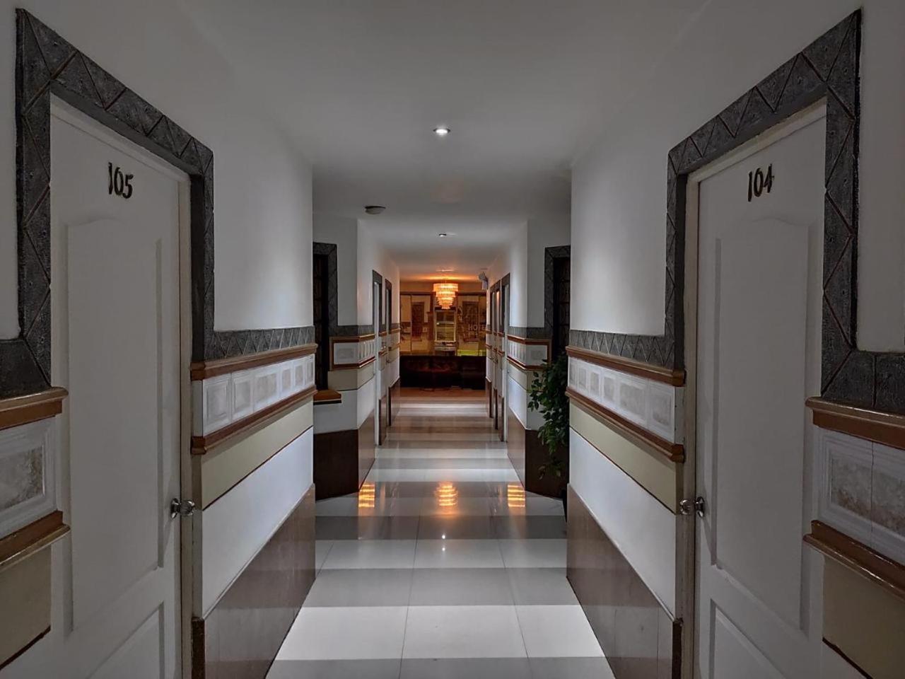 Rizzo Plaza Hotel Тумбес Екстер'єр фото