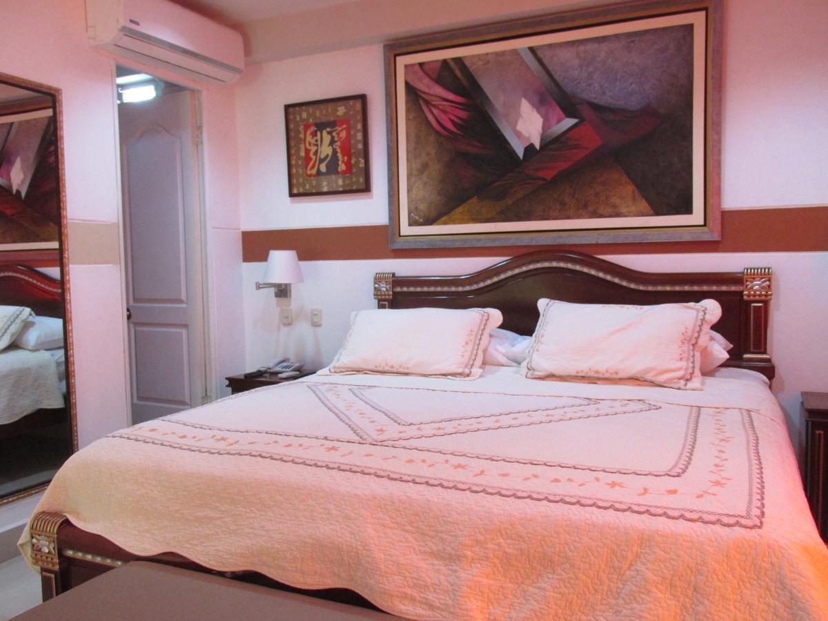 Rizzo Plaza Hotel Тумбес Екстер'єр фото