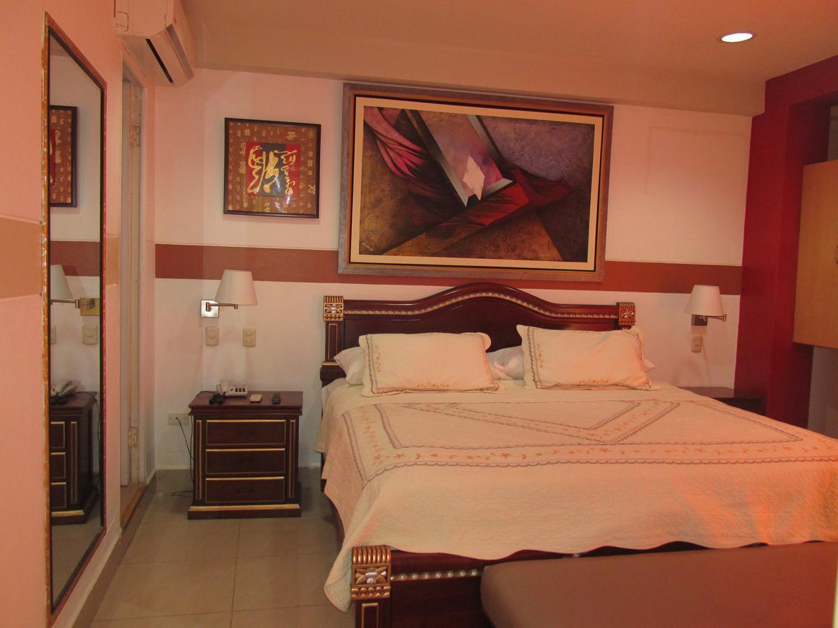 Rizzo Plaza Hotel Тумбес Екстер'єр фото